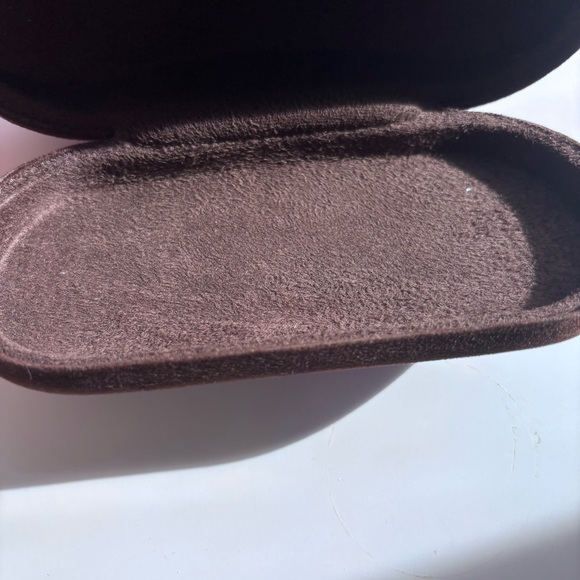 Tom Ford Velvet Sunglasses Case in Dark Brown with Gold Logo - Picture 8 of 10